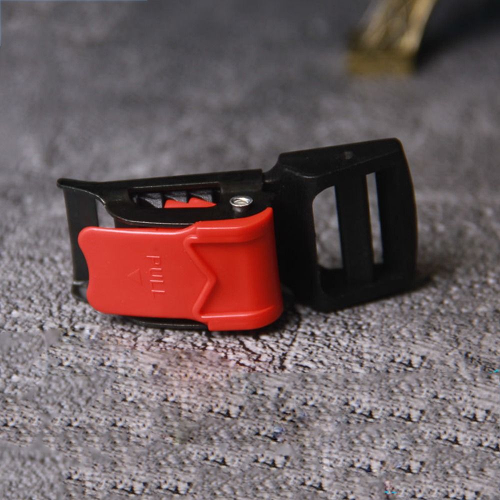 Пластиковая пряжка с замком дл – обзор и цена Quick Release Buckle Motorcycle Helmet